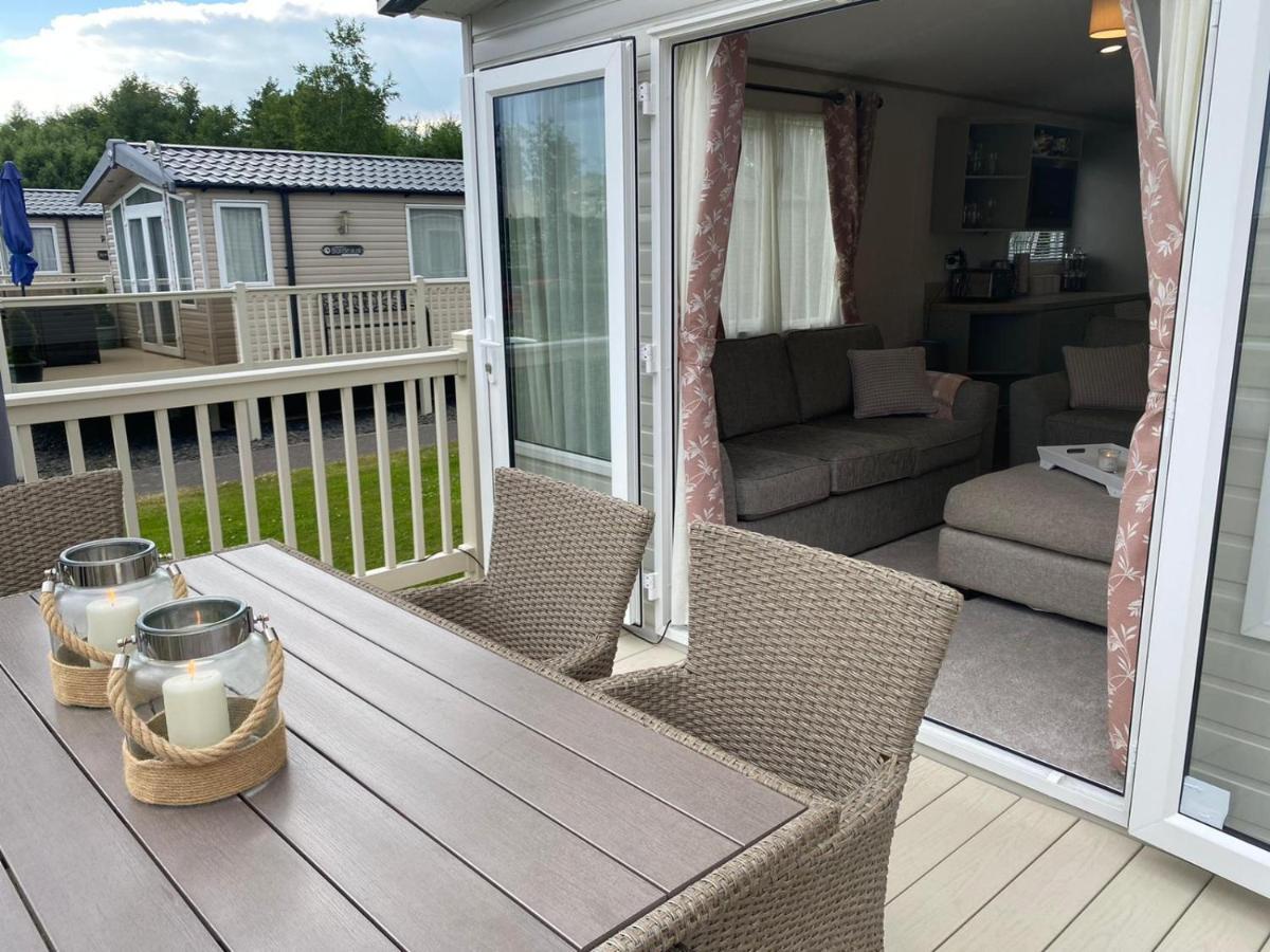 Lake District Prestige Caravan, 3 Bedrooms, Sleeps 8 On Haven Holiday Park Flookburgh Dış mekan fotoğraf