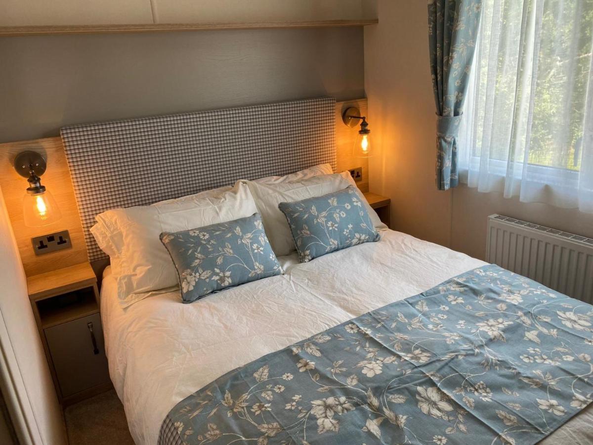 Lake District Prestige Caravan, 3 Bedrooms, Sleeps 8 On Haven Holiday Park Flookburgh Dış mekan fotoğraf